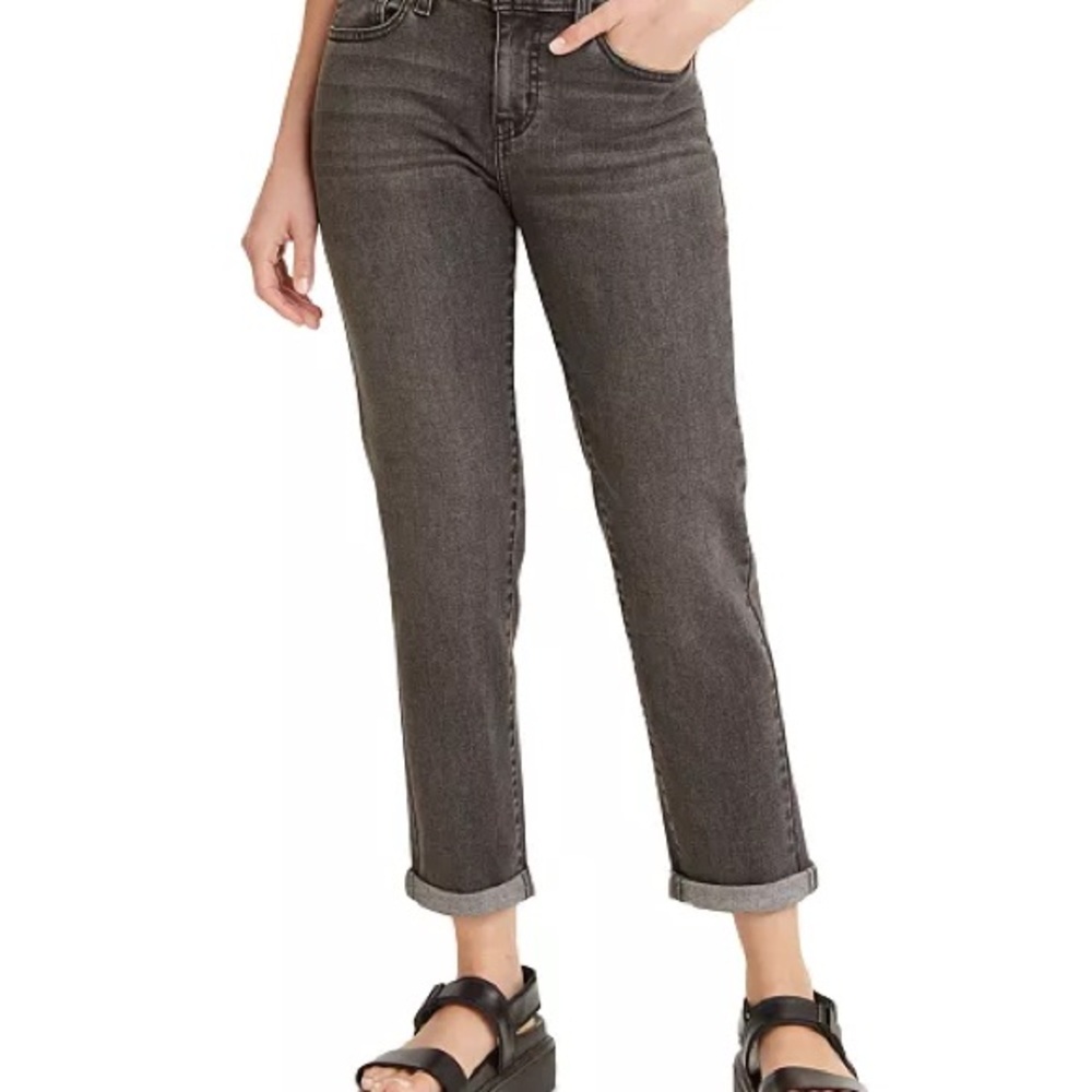 Levi's Charcoal Boyfriend Jeans